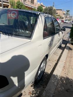بروتون ويرا